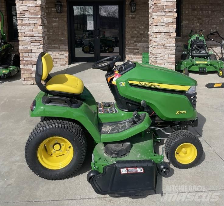 John Deere X570 コンパクトトラクター