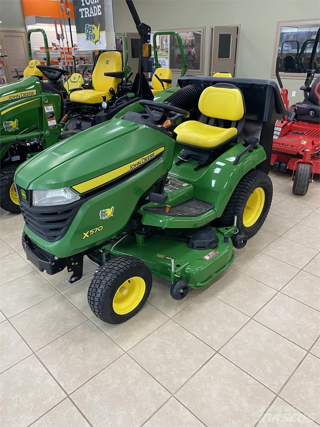 John Deere X570 コンパクトトラクター