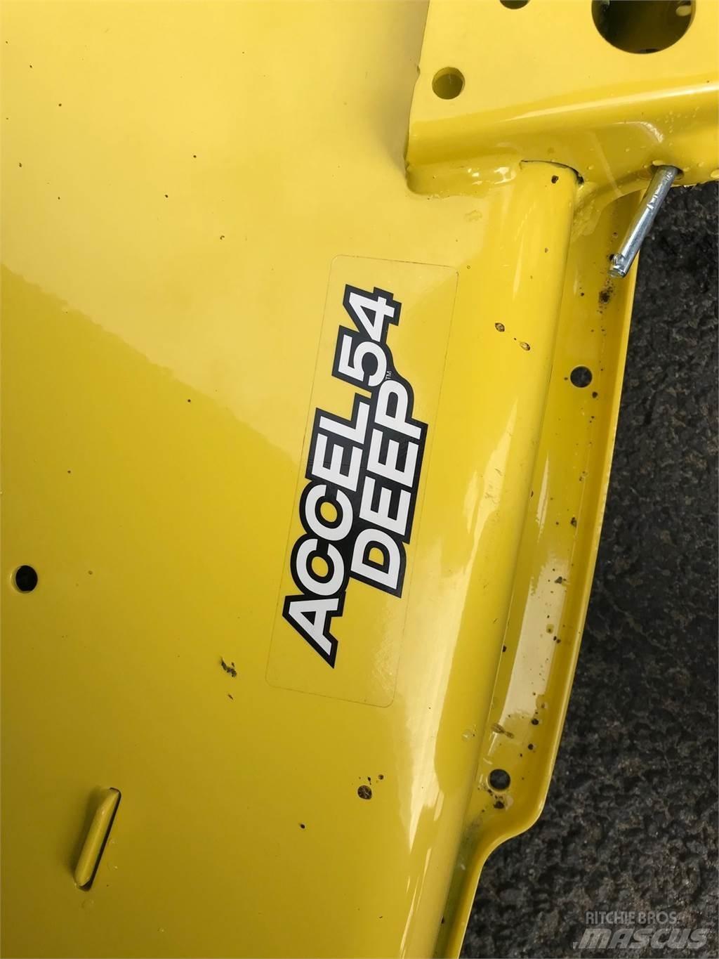 John Deere X570 コンパクトトラクター
