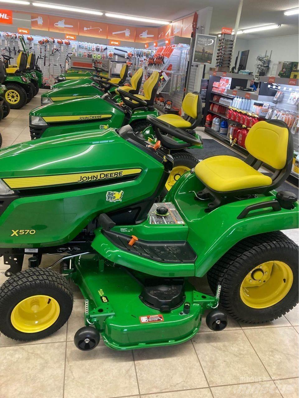 John Deere X570 コンパクトトラクター