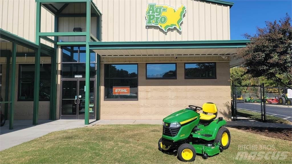 John Deere X570 コンパクトトラクター