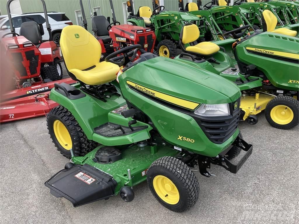John Deere X580 コンパクトトラクター