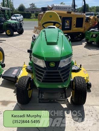 John Deere X580 コンパクトトラクター
