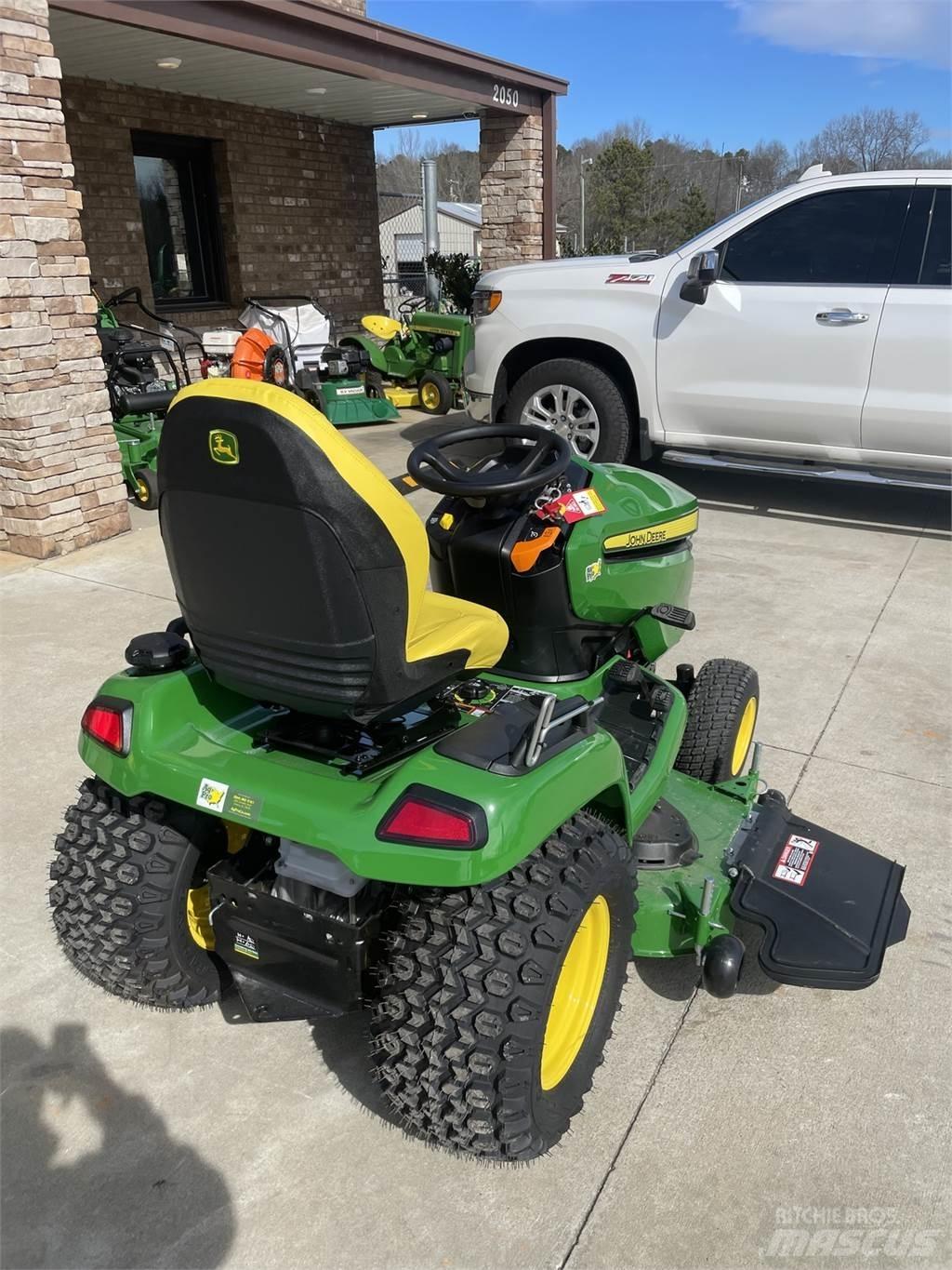 John Deere X590 コンパクトトラクター