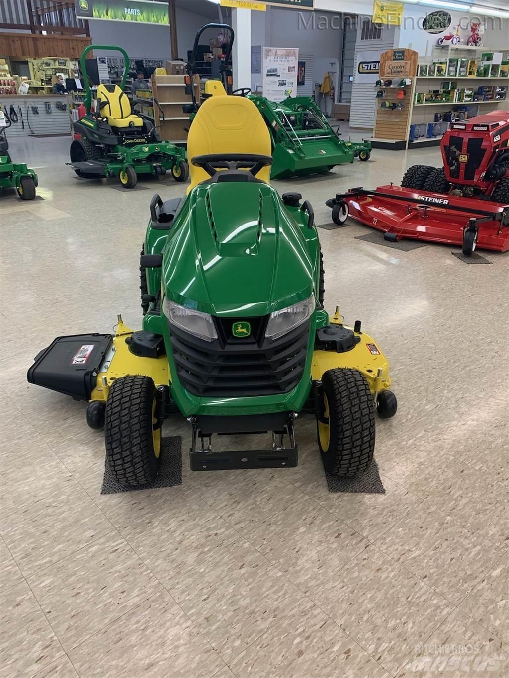 John Deere X590 コンパクトトラクター