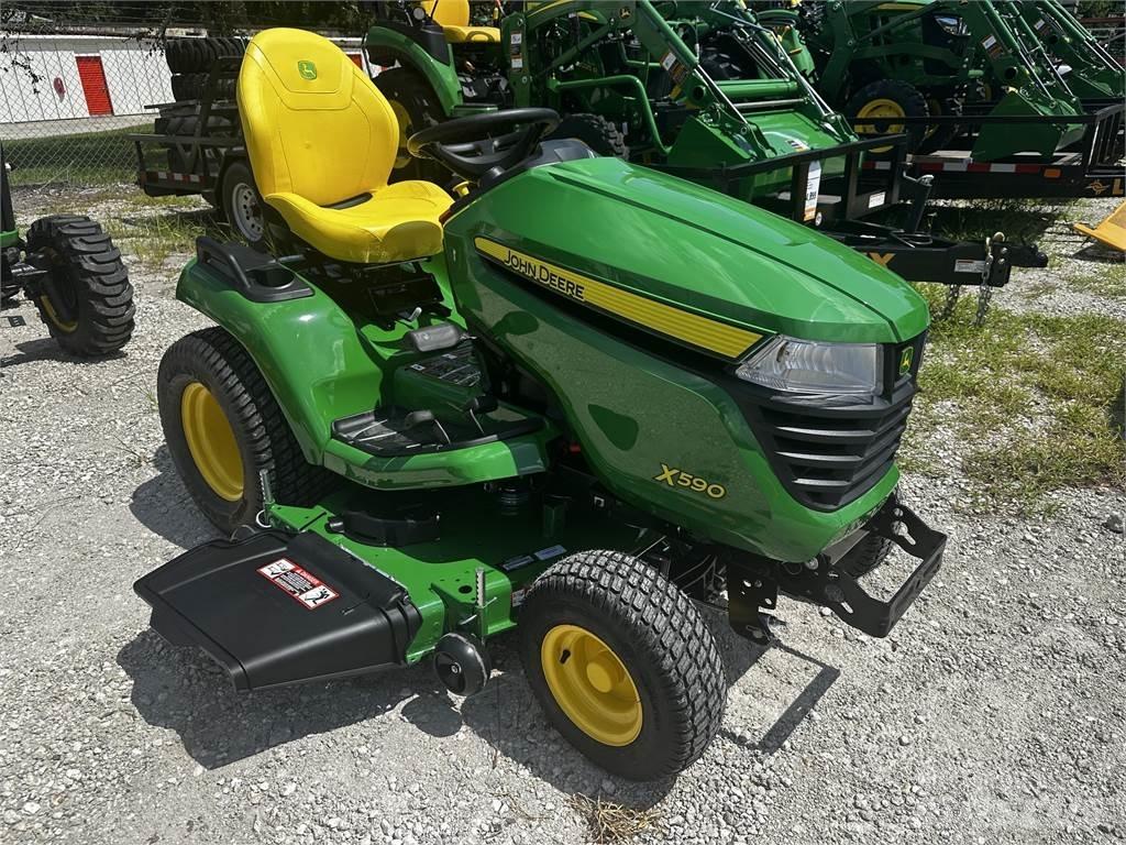 John Deere X590 コンパクトトラクター