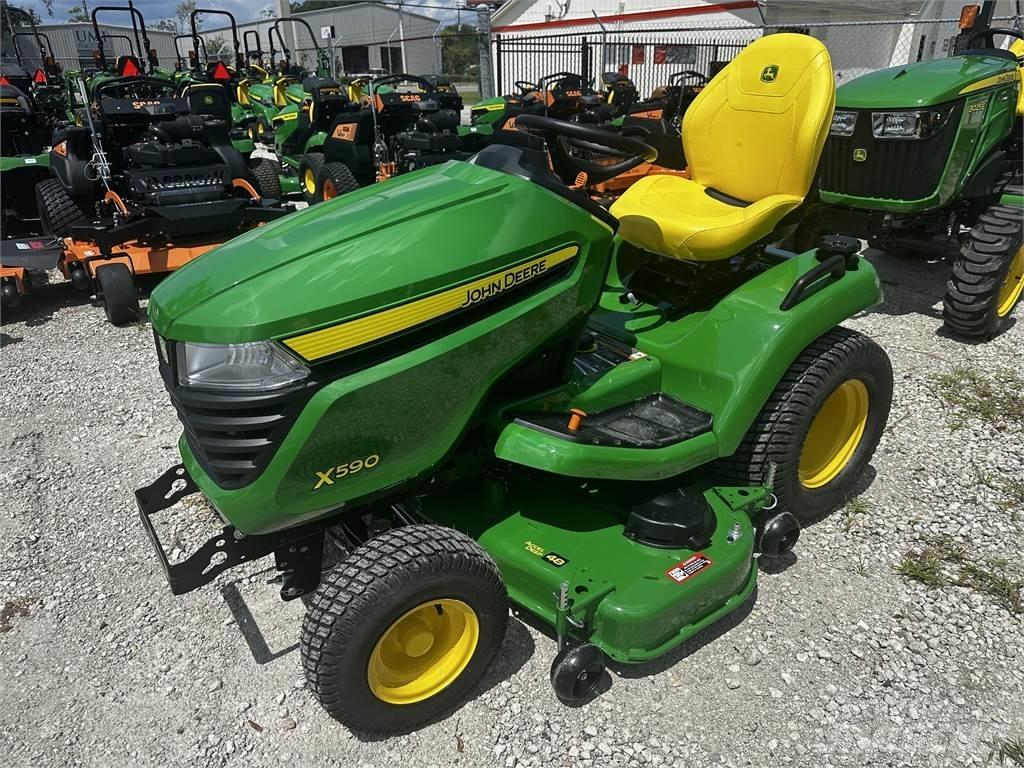John Deere X590 コンパクトトラクター