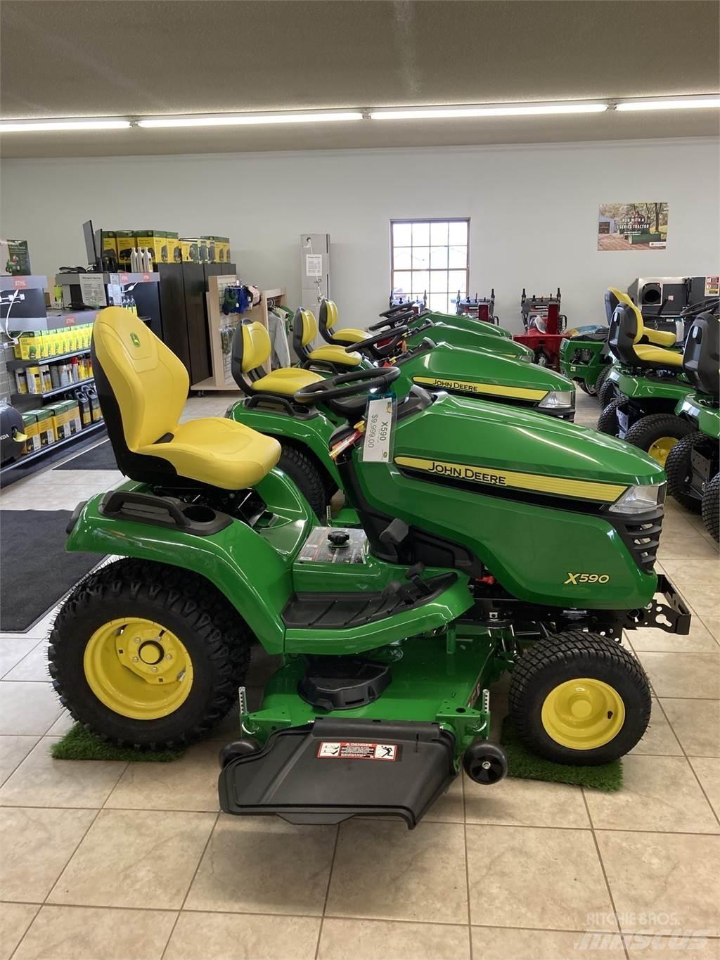John Deere X590 コンパクトトラクター