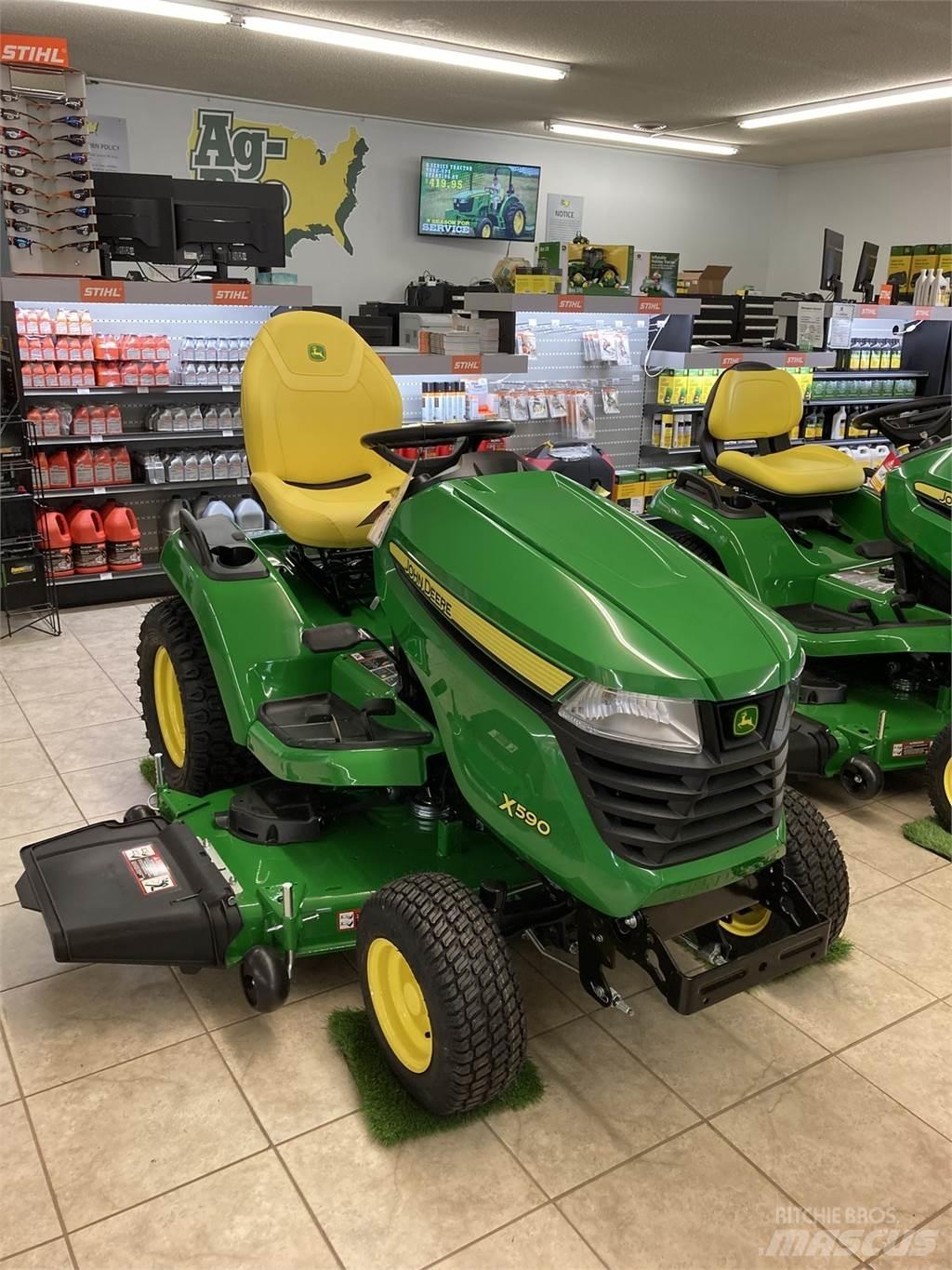 John Deere X590 コンパクトトラクター