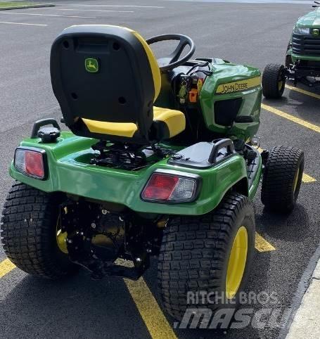 John Deere X730 コンパクトトラクター