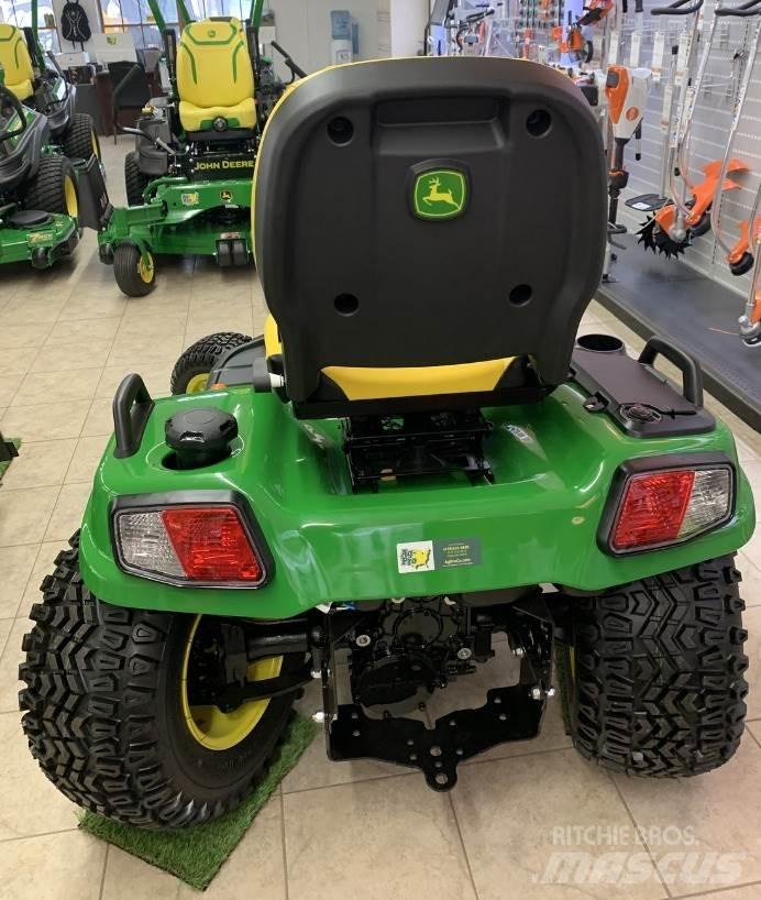John Deere X739 コンパクトトラクター