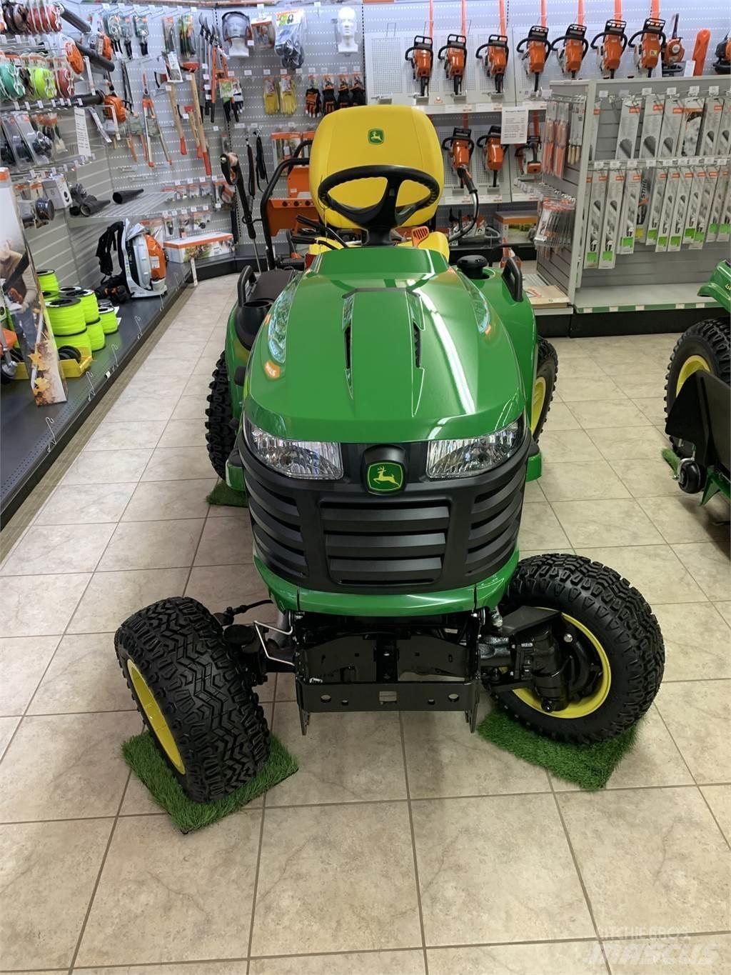 John Deere X739 コンパクトトラクター