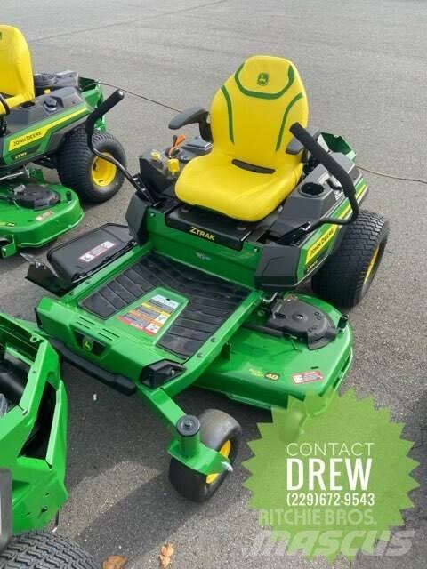 John Deere Z330R ゼロターンモア/芝刈り機