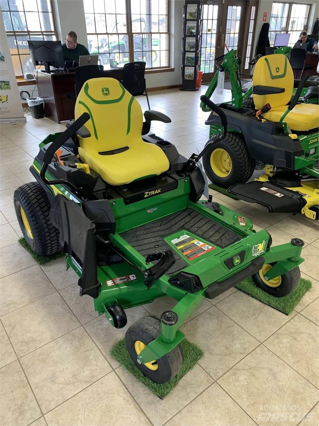 John Deere Z330R ゼロターンモア/芝刈り機
