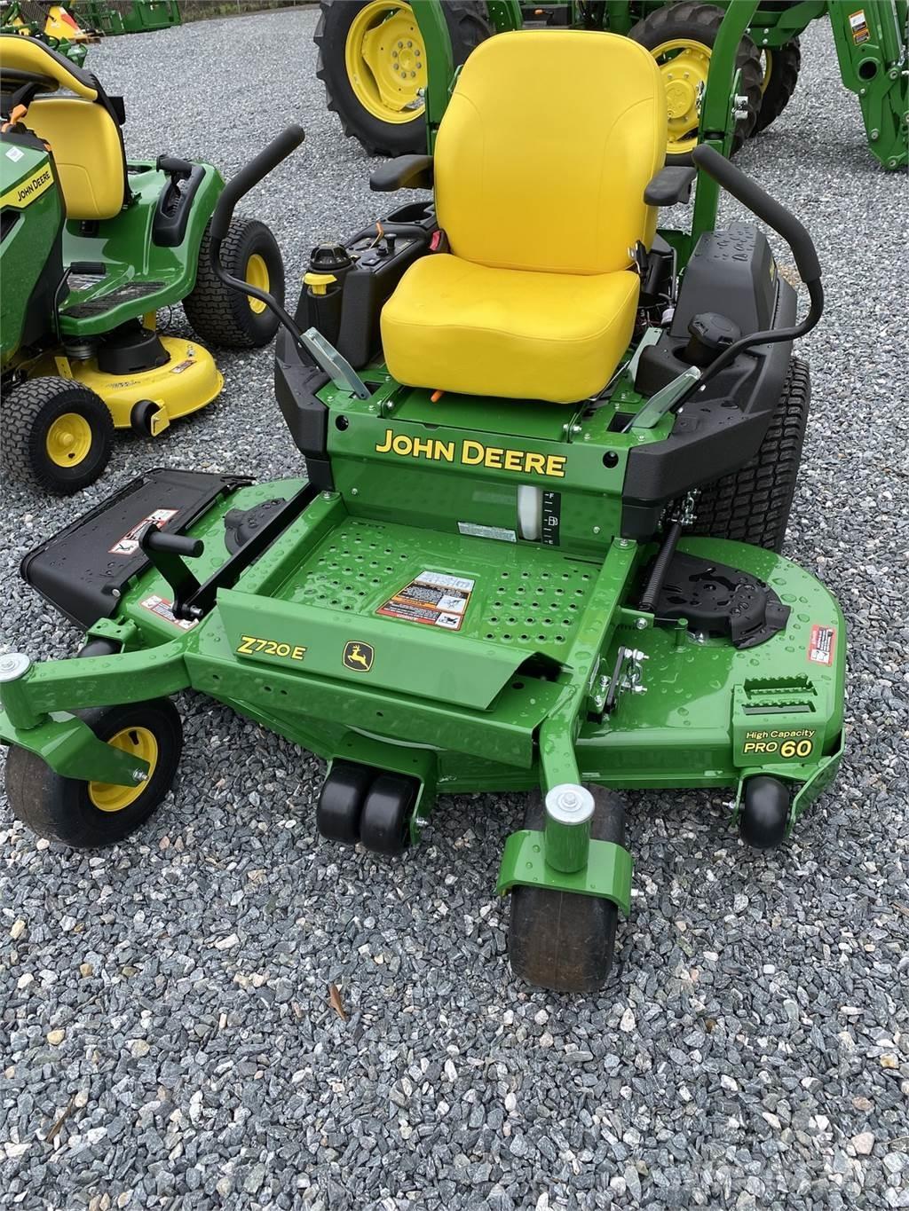 John Deere Z720E ゼロターンモア/芝刈り機