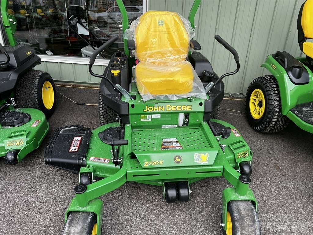 John Deere Z720E ゼロターンモア/芝刈り機