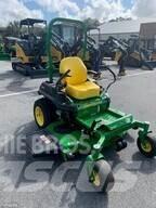 John Deere Z735E ゼロターンモア/芝刈り機
