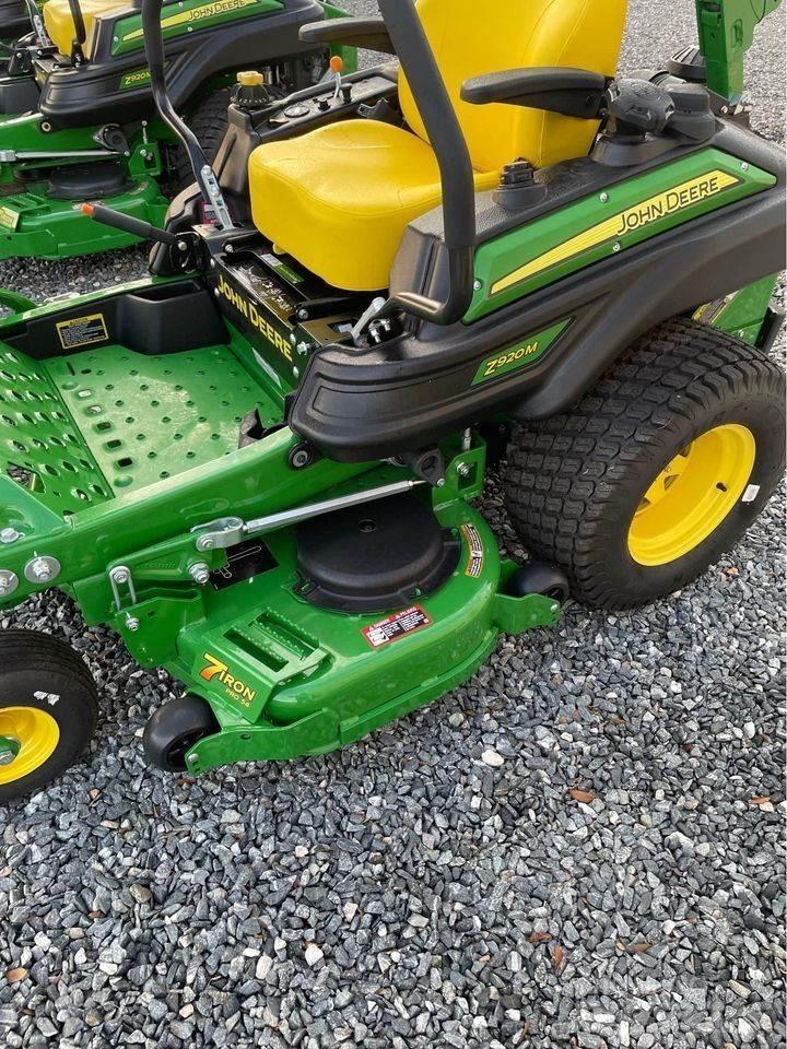 John Deere Z920M ゼロターンモア/芝刈り機