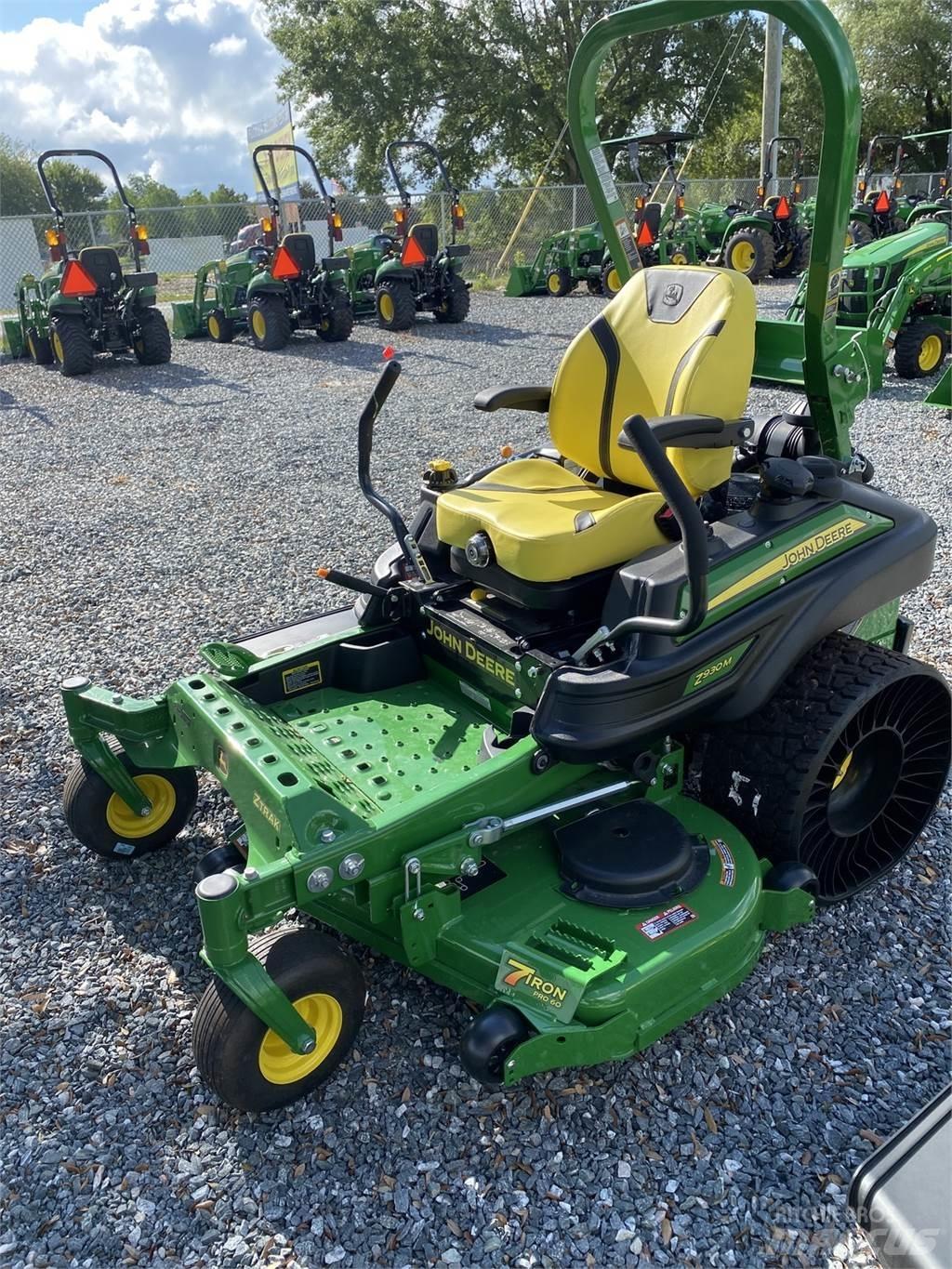 John Deere Z930M ゼロターンモア/芝刈り機