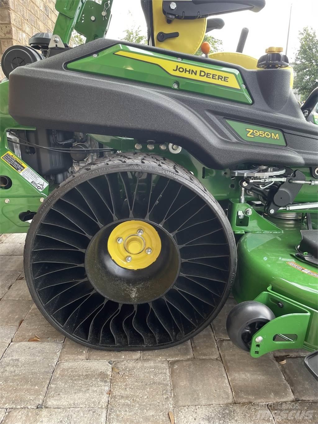John Deere Z950M ゼロターンモア/芝刈り機