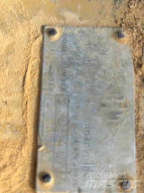  Prime 804 トラクター