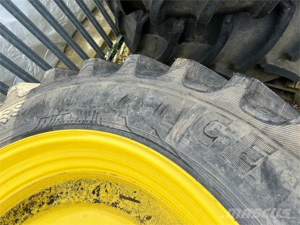  Row Crop Tyres タイヤ、ホイル、リム