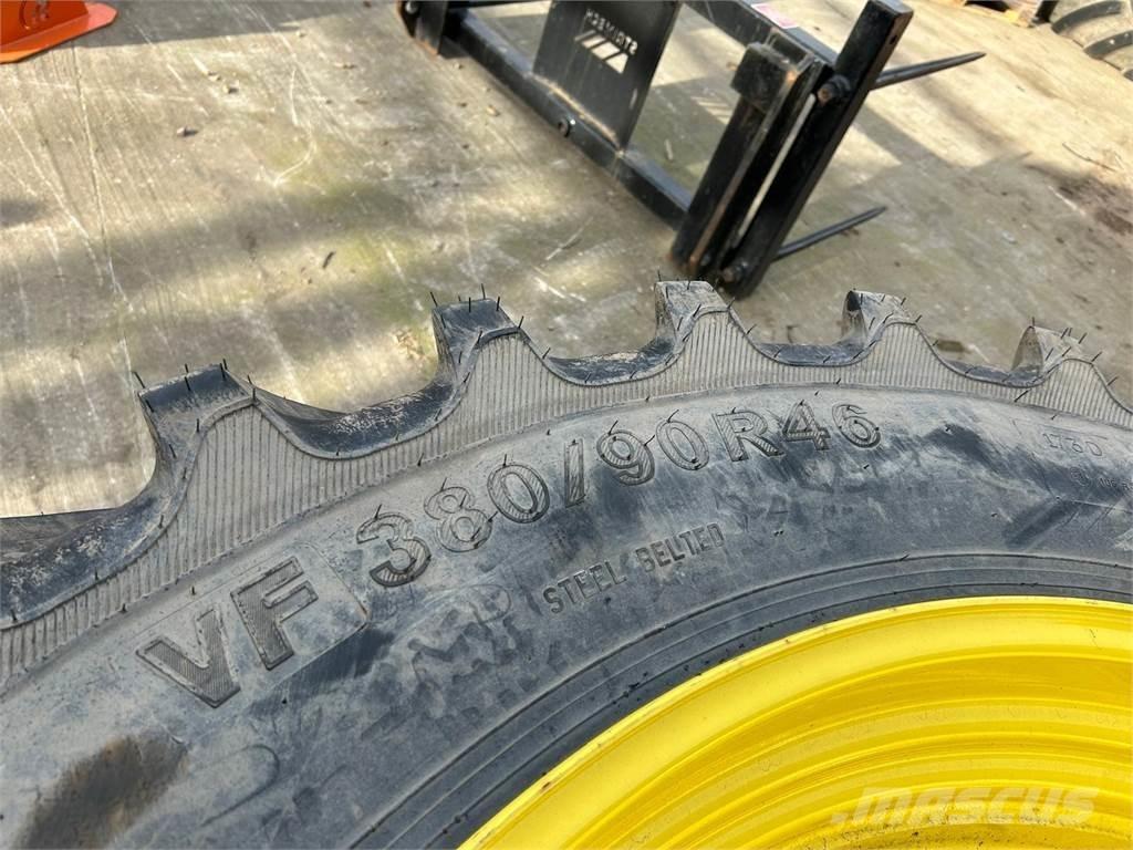  Row Crop Tyres タイヤ、ホイル、リム