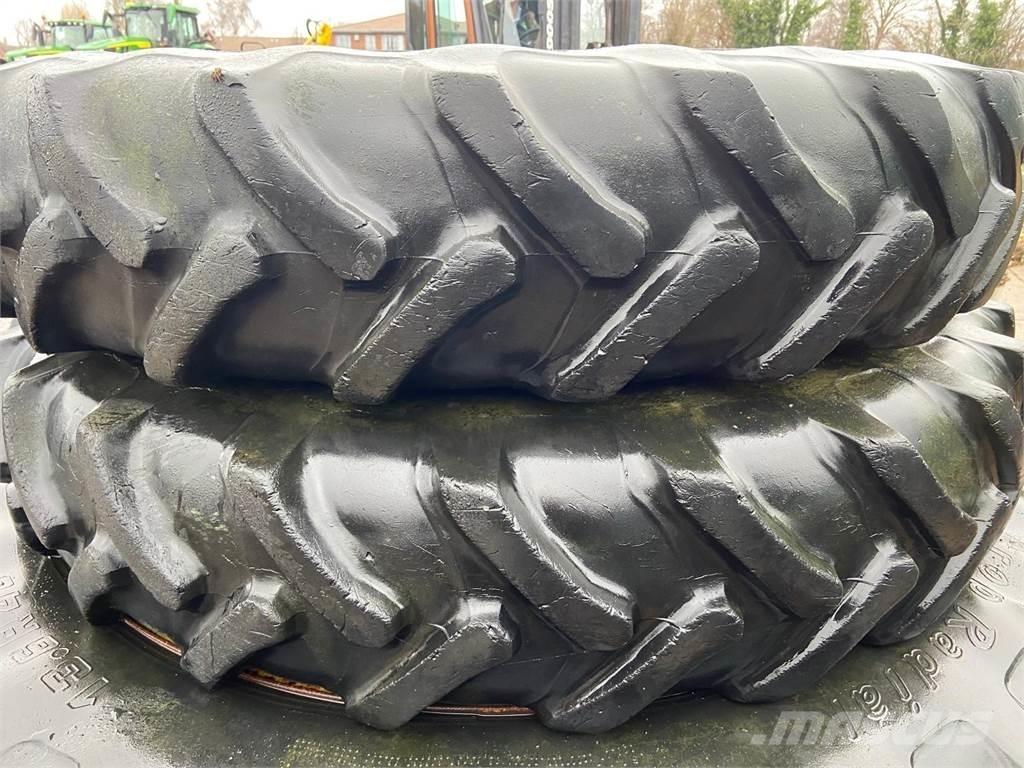  Row Crop Wheels タイヤ、ホイル、リム