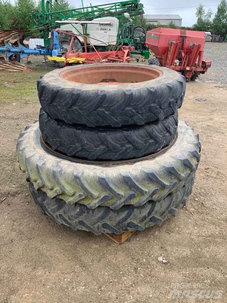  Row Crop Wheels タイヤ、ホイル、リム
