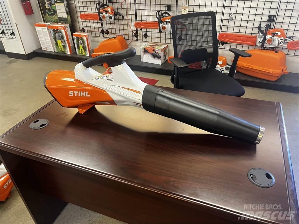 Stihl BGA200 ゴルフカート
