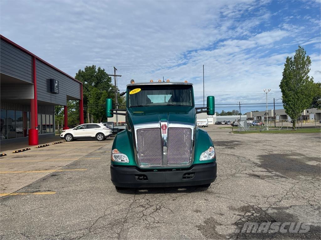 Kenworth T680 中古トラクターヘッド | トレーラーヘッド