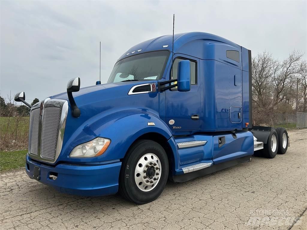 Kenworth T680 中古トラクターヘッド | トレーラーヘッド