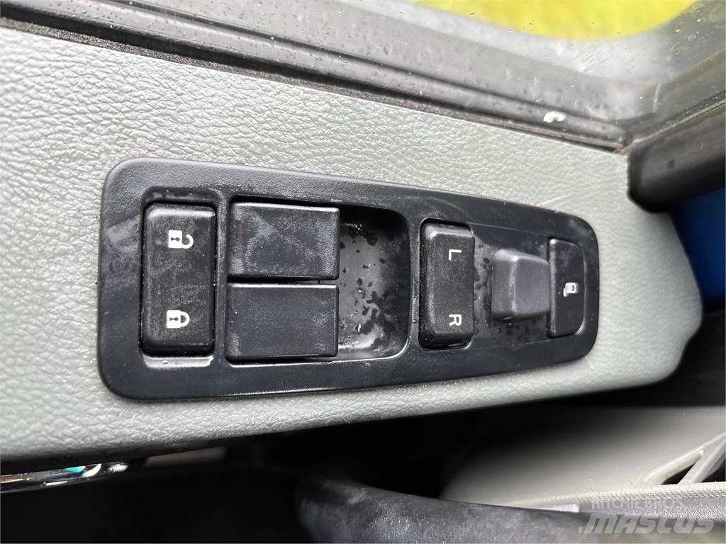 Kenworth T680 中古トラクターヘッド | トレーラーヘッド