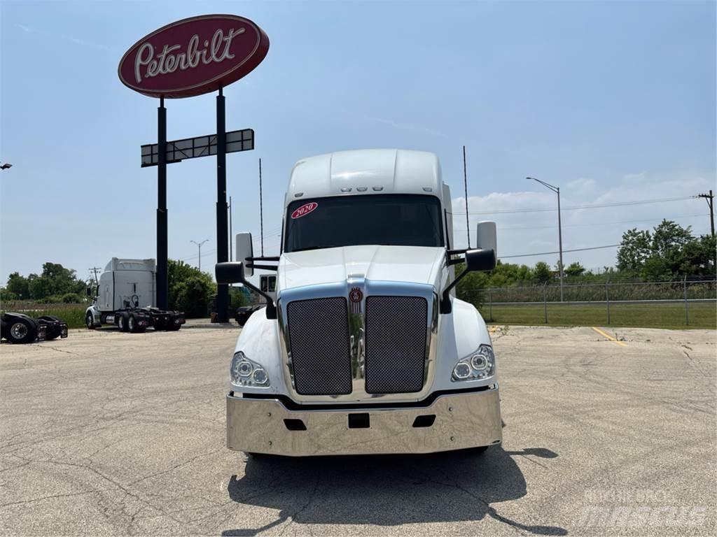 Kenworth T680 中古トラクターヘッド | トレーラーヘッド
