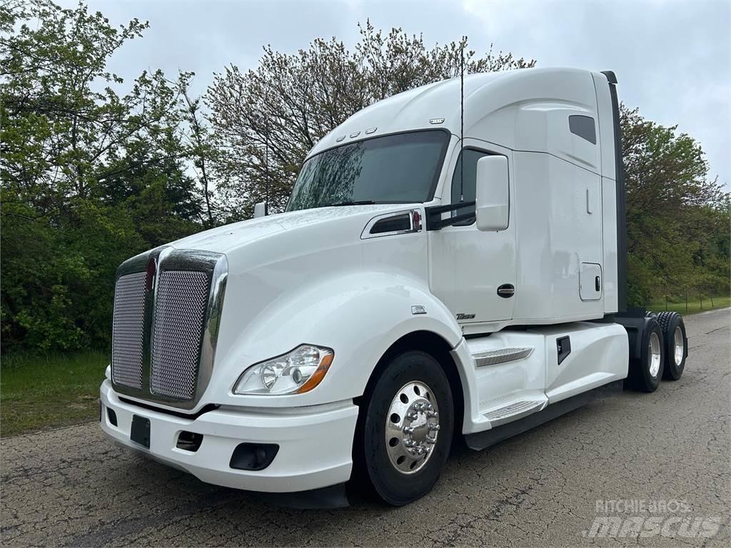 Kenworth T680 中古トラクターヘッド | トレーラーヘッド