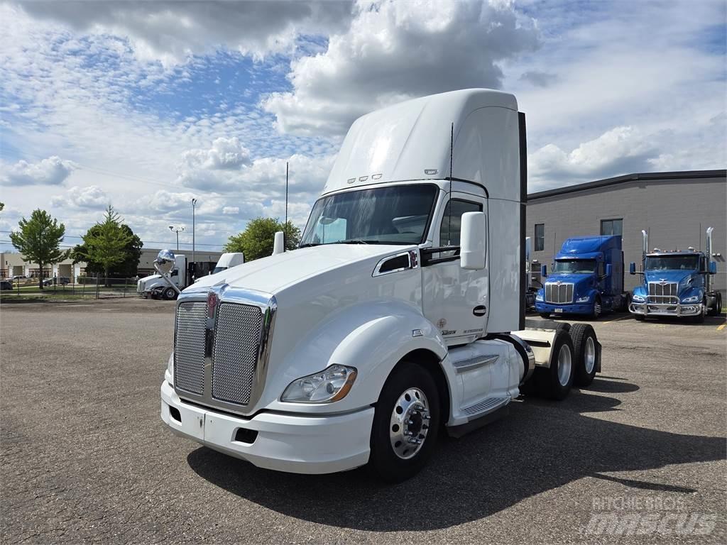 Kenworth T680 中古トラクターヘッド | トレーラーヘッド