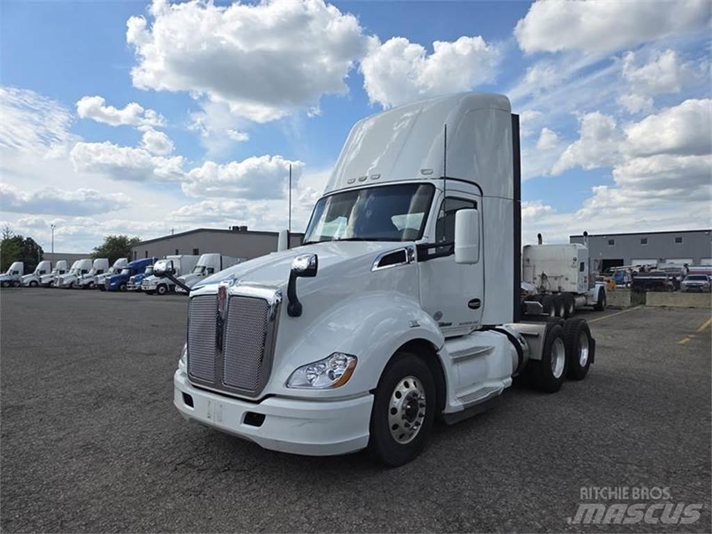 Kenworth T680 中古トラクターヘッド | トレーラーヘッド