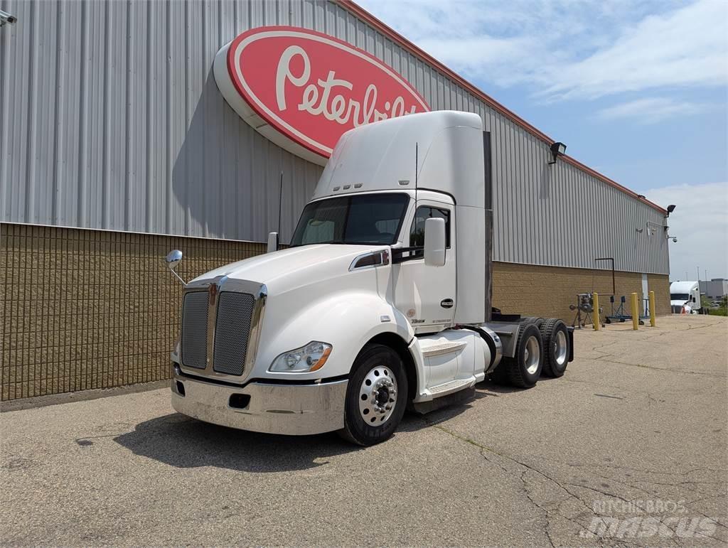 Kenworth T680 中古トラクターヘッド | トレーラーヘッド