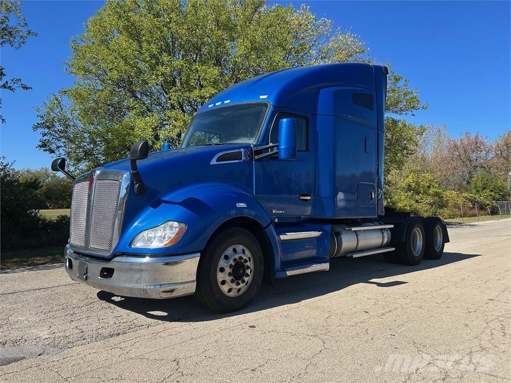 Kenworth T680 その他トラック