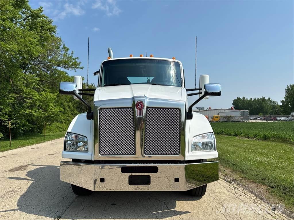 Kenworth T880 中古トラクターヘッド | トレーラーヘッド