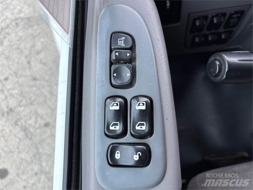 Peterbilt 337 ボックスボディー、ウイング、箱車