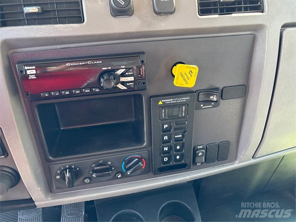 Peterbilt 337 ボックスボディー、ウイング、箱車