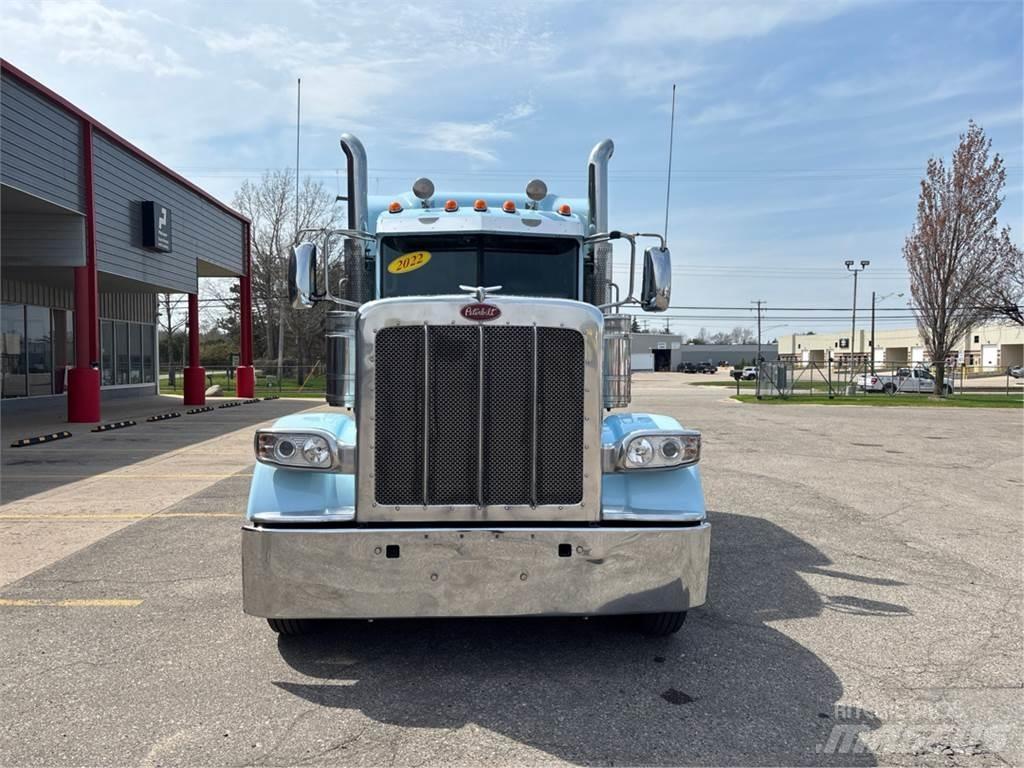 Peterbilt 389 中古トラクターヘッド | トレーラーヘッド