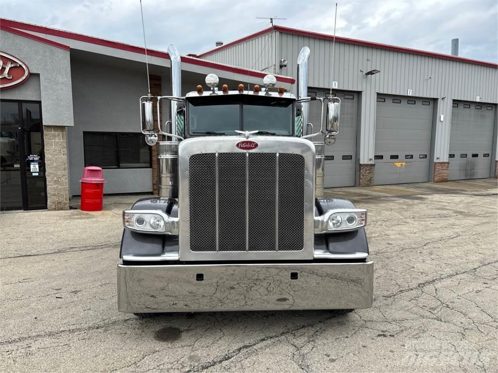 Peterbilt 389 中古トラクターヘッド | トレーラーヘッド