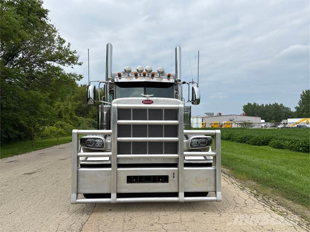 Peterbilt 389 その他トラック