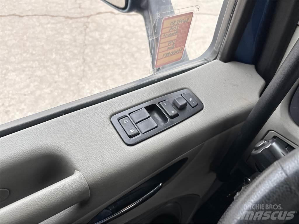 Peterbilt 579 中古トラクターヘッド | トレーラーヘッド