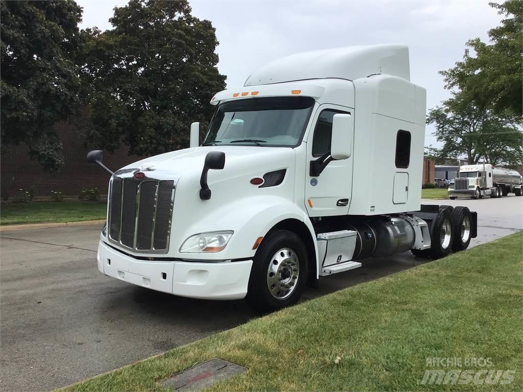 Peterbilt 579 中古トラクターヘッド | トレーラーヘッド