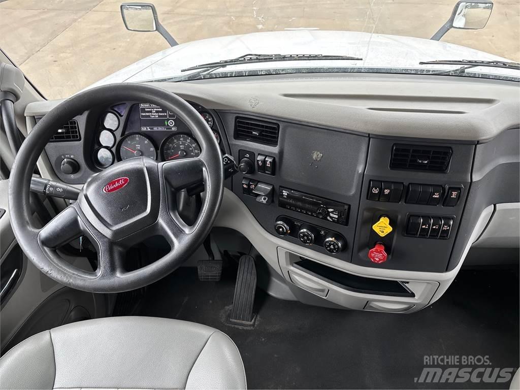 Peterbilt 579 中古トラクターヘッド | トレーラーヘッド