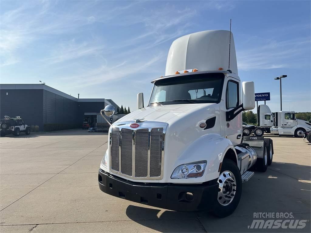Peterbilt 579 中古トラクターヘッド | トレーラーヘッド