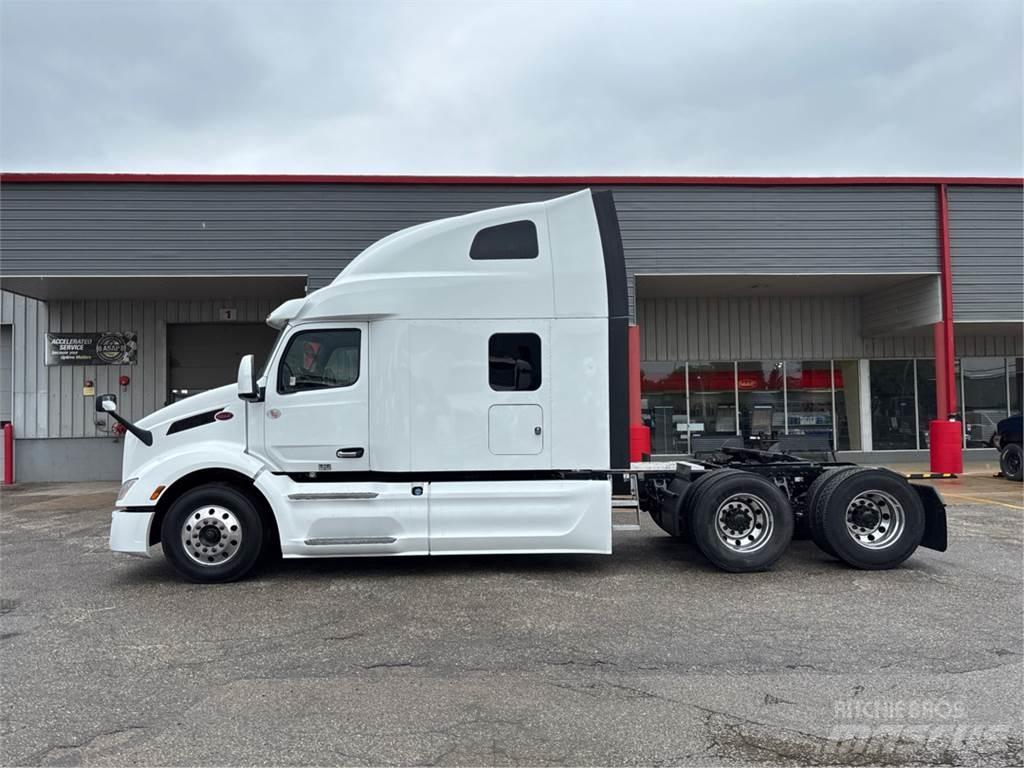 Peterbilt 579 中古トラクターヘッド | トレーラーヘッド